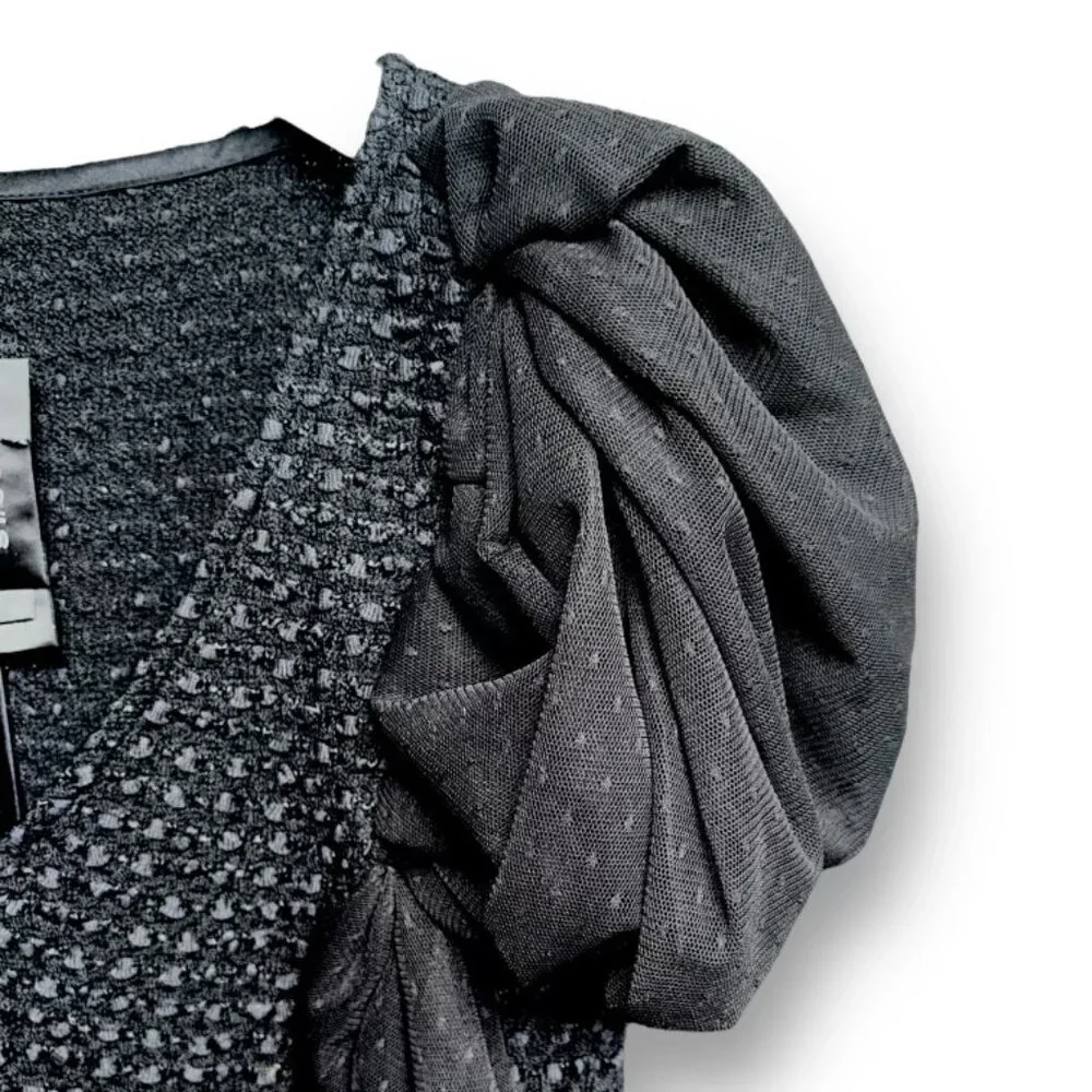 St. John Knit Textured Knit Sheath Dress - Onyx, Size 6, Excellent Condition - Picture 5 of 10